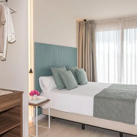 Eurosalou & 4* 살루