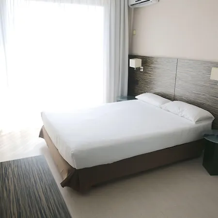 Szálloda Eurosalou & 4*