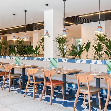 Eurosalou & Hotell 4*